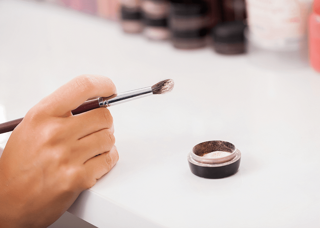 Set makeup brush for professional makeup artist