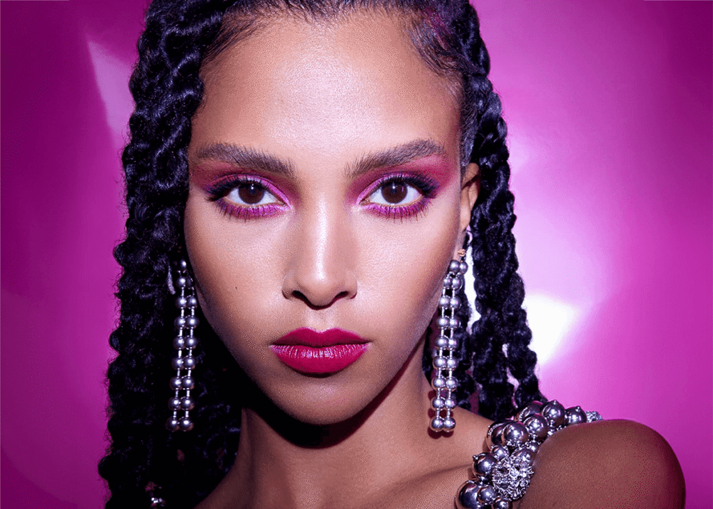 Stunning pink eyeshadow with bling jewelry