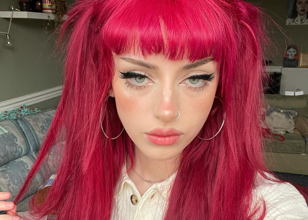 Softgirl makeup look
