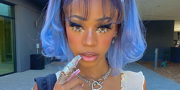 Virtualxdollx egirl eyeliner
